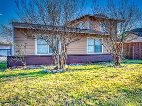 826  Ryan Road , Dallas Texas 75224