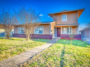 826  Ryan Road , Dallas Texas 75224