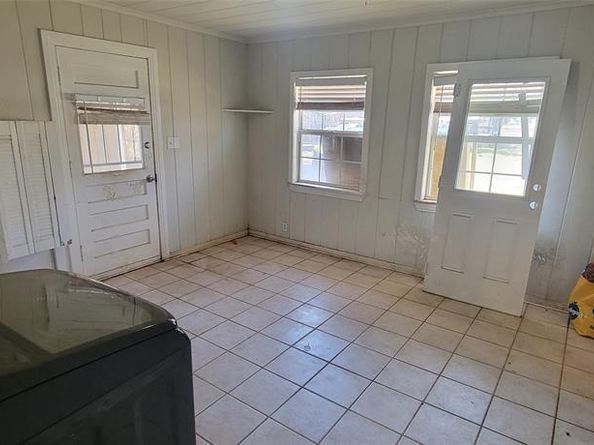 2517  Forest Avenue , Fort Worth Texas 76112