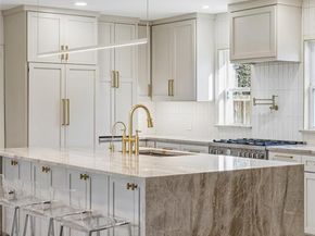 1334  El Patio Drive , Dallas Texas 75218