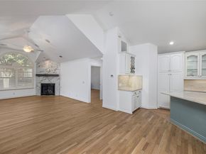 3200  Rosemeade Drive  813, Fort Worth Texas 76116