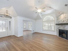 3200  Rosemeade Drive  813, Fort Worth Texas 76116