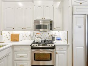 612  Rockingham Drive , Irving Texas 75063