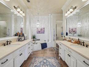 612  Rockingham Drive , Irving Texas 75063