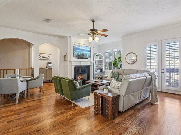 612  Rockingham Drive , Irving Texas 75063