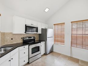 625  Fiesta Circle , Irving Texas 75063