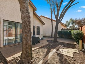 625  Fiesta Circle , Irving Texas 75063