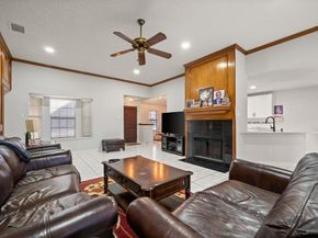 2813  Andrea Lane , Garland Texas 75040