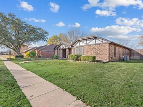 2813  Andrea Lane , Garland Texas 75040