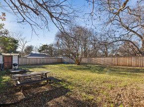 1237  Fuller  , Dallas Texas 75218