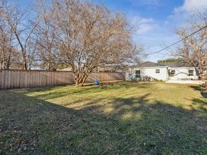 1237  Fuller  , Dallas Texas 75218