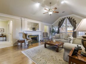 2223  Canyon Trail , Carrollton Texas 75007