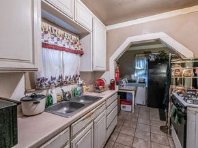 2721  Finley Street , Fort Worth Texas 76111