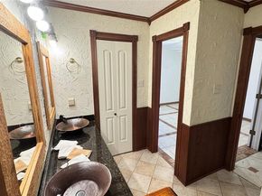 1200  Calico Lane  820, Arlington Texas 76011