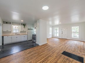 1259  Fernwood Avenue , Dallas Texas 75216