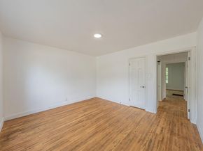 1259  Fernwood Avenue , Dallas Texas 75216