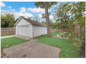 403 S Marlborough Avenue , Dallas Texas 75208