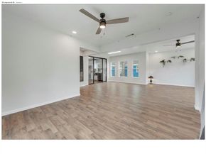 403 S Marlborough Avenue , Dallas Texas 75208