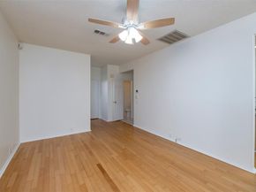 1600  Park Chase Avenue , Arlington Texas 76011