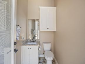 6  Waters Edge Court , Heath Texas 75032