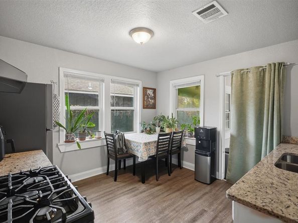 3261  Todd Avenue , Fort Worth Texas 76110