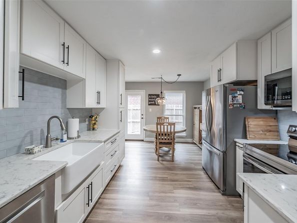 7403  Fossil Lake Drive , Arlington Texas 76002