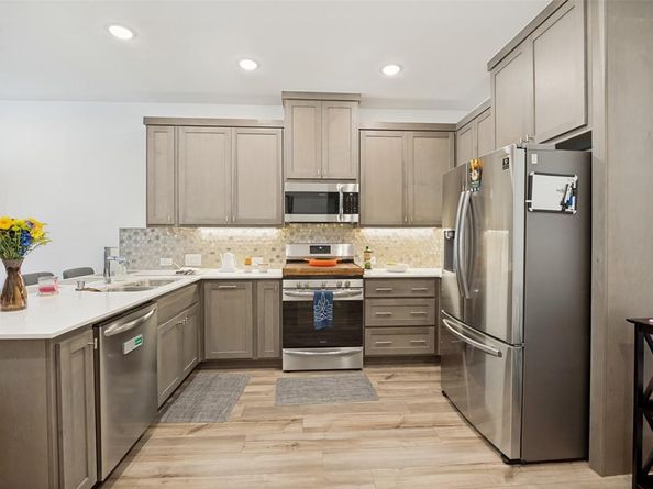 917  Utica Drive , McKinney Texas 75069