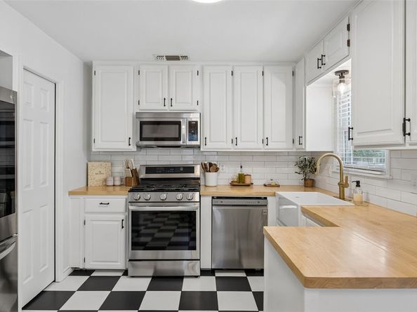 3290  Olive Place , Fort Worth Texas 76116