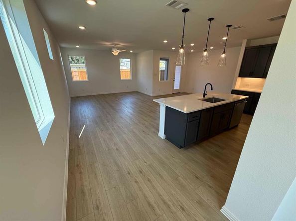2685  Mineral Wells Lane , Dallas Texas 75228
