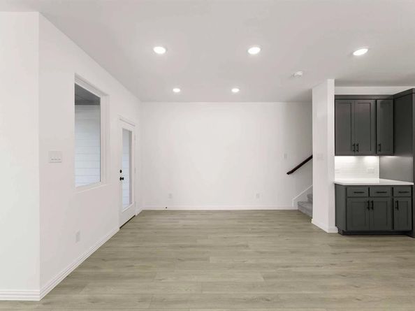 2685  Mineral Wells Lane , Dallas Texas 75228