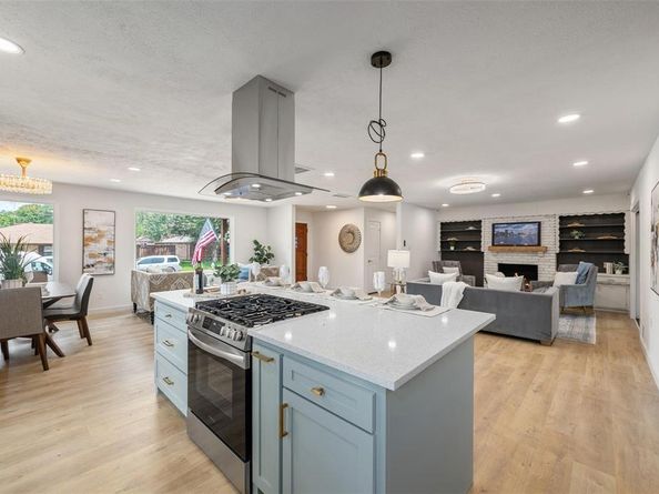 5706  Hillcroft Street , Dallas Texas 75227