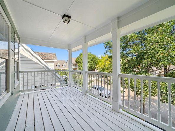 1910  Saint Simons Street , Savannah Texas 76227