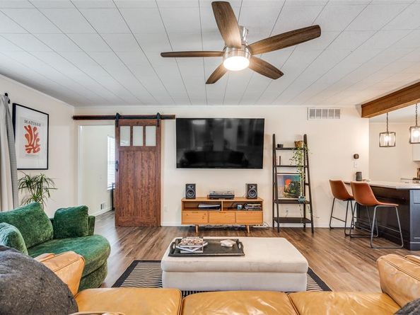 1812  17th Street , Plano Texas 75074