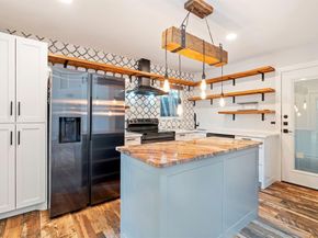 3524  Word Street , Dallas Texas 75204