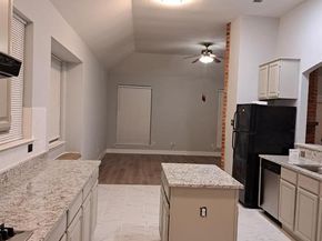 808  Snapdragon Lane , Plano Texas 75075