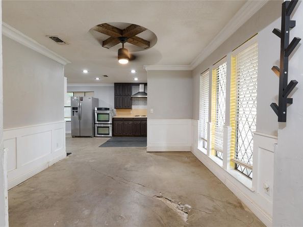 2201  Pebblebrook Court , Grand Prairie Texas 75050