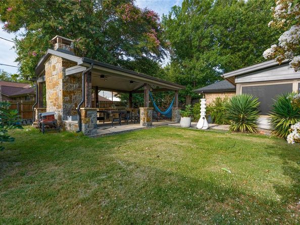 2201  Pebblebrook Court , Grand Prairie Texas 75050