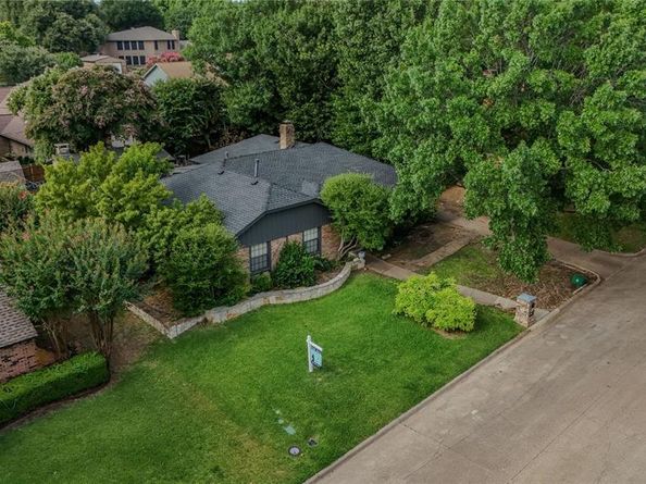 2201  Pebblebrook Court , Grand Prairie Texas 75050