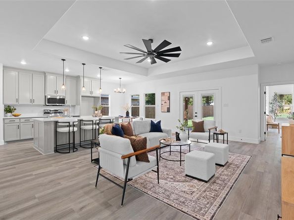 3852  Waldorf Street , Fort Worth Texas 76119