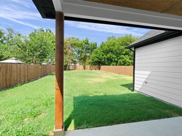 3852  Waldorf Street , Fort Worth Texas 76119