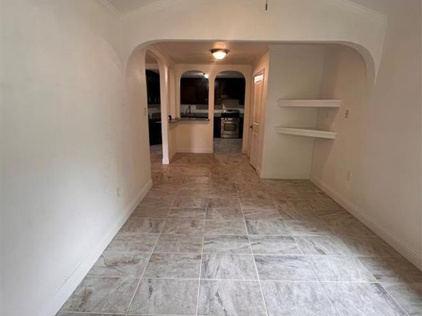 568 W Hammond Street , Lancaster Texas 75146