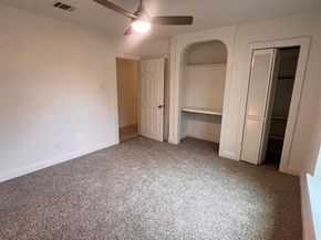 568 W Hammond Street , Lancaster Texas 75146