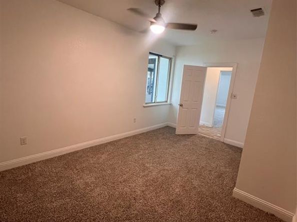 568 W Hammond Street , Lancaster Texas 75146