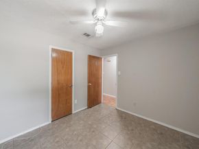 214  Kalmia Drive , Arlington Texas 76018