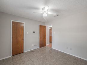 214  Kalmia Drive , Arlington Texas 76018
