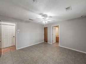 214  Kalmia Drive , Arlington Texas 76018