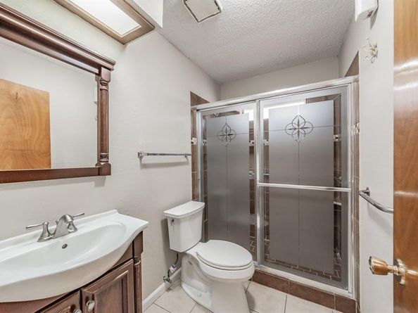214  Kalmia Drive , Arlington Texas 76018