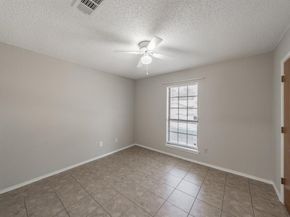 214  Kalmia Drive , Arlington Texas 76018