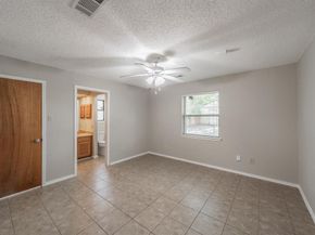 214  Kalmia Drive , Arlington Texas 76018