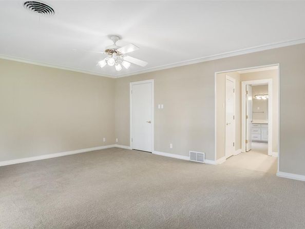 3816  Trails Edge Road , Fort Worth Texas 76109